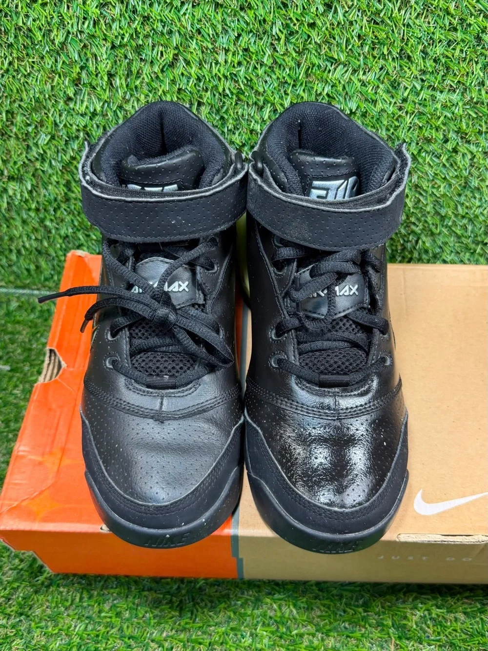 Nike Air Max 180 BB GS Black Metallic Silver 313892-002 2006 VTG Size 5.5Y Boxed